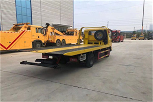 井陉矿非事故拖车