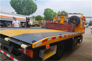 井陉矿附近拖车电话号码服务